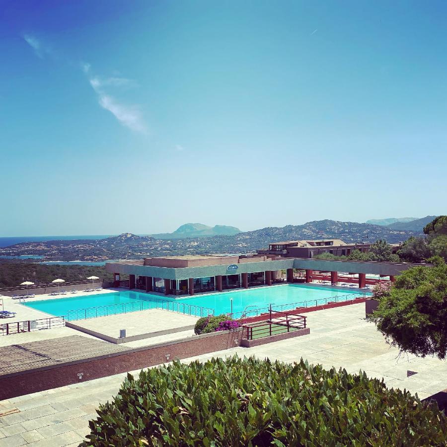 Centro Vacanze Cugnana Verde Portisco Esterno foto