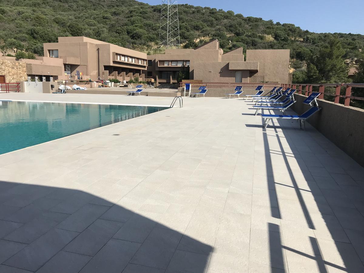 Centro Vacanze Cugnana Verde Portisco Esterno foto